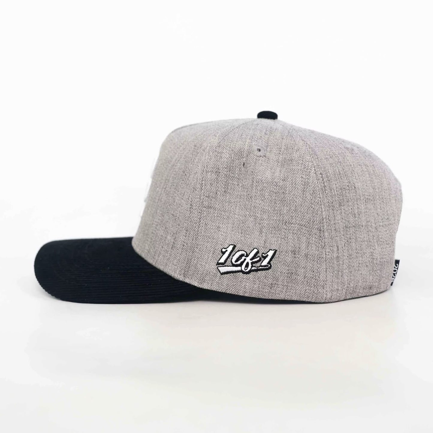 Essential - Grey